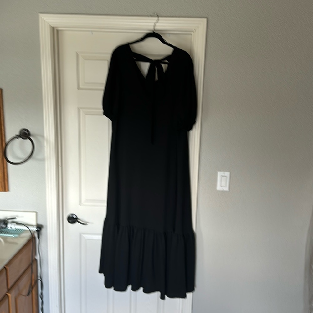 Gibson Latimer black puff sleeve
